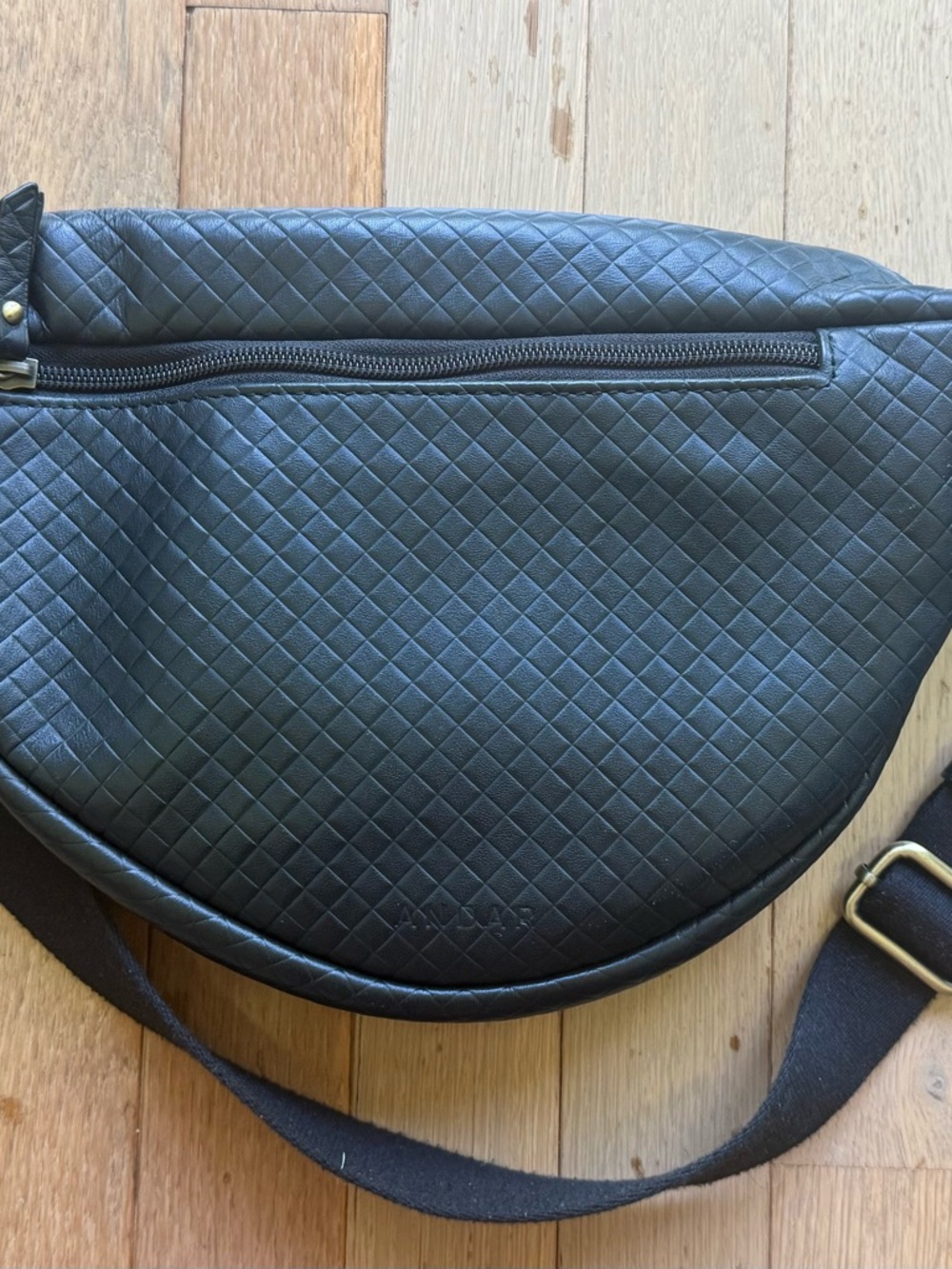Andar Tatum Bag (Jet Black Woven Leather) - Picture 6 of 9